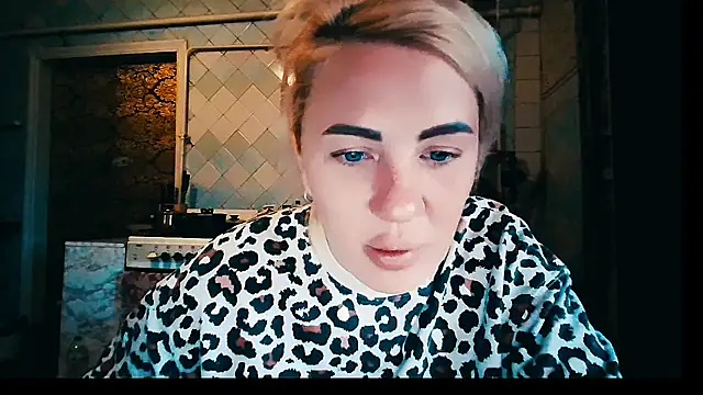 Snapshot of EmmaCat_ chatting on 18, 1, 2026 EmmaCat online show from 18, 1, 2026