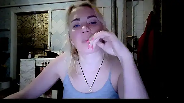 Snapshot of EmmaCat_ chatting on 1, 2, 2026 EmmaCat online show from 1, 2, 2026