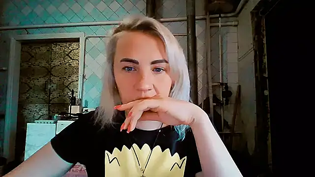 Snapshot of EmmaCat_ chatting on 9, 2, 2026 EmmaCat online show from 9, 2, 2026