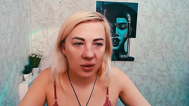 Snapshot of EmmaCat_ chatting on 21, 2, 2026 EmmaCat online show from 21, 2, 2026