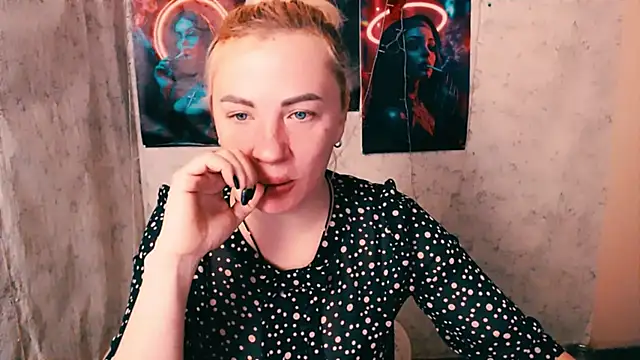 Snapshot of EmmaCat_ chatting on 4, 3, 2026 EmmaCat online show from 4, 3, 2026