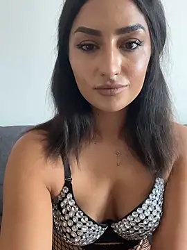 Mia spicyy online show from 5, 11, 2025