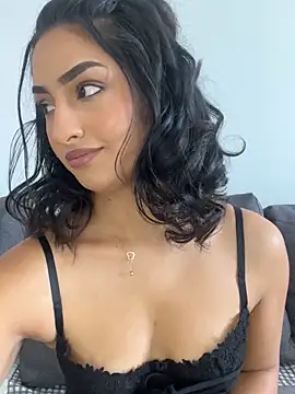 Mia spicyy online show from 14, 11, 2025