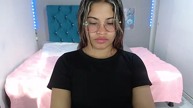 mia sexgirl online show from 7, 7, 2026