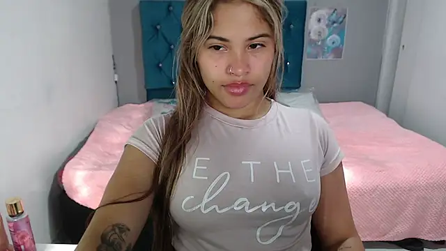 mia sexgirl online show from 15, 7, 2026
