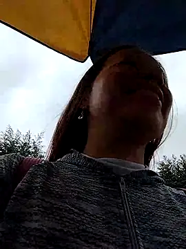 LaraCaliente online show from 13, 2, 2026