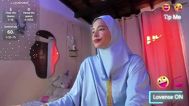 ShanaJamil online show from 12, 11, 2025