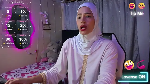 ShanaJamil online show from 24, 2, 2026