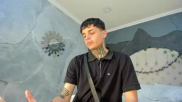 Declan-Fox online show from 5, 11, 2025