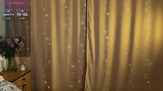 Snapshot of Amelia_Ray_ chatting on 19, 12, 2025 Amelia Ray online show from 19, 12, 2025