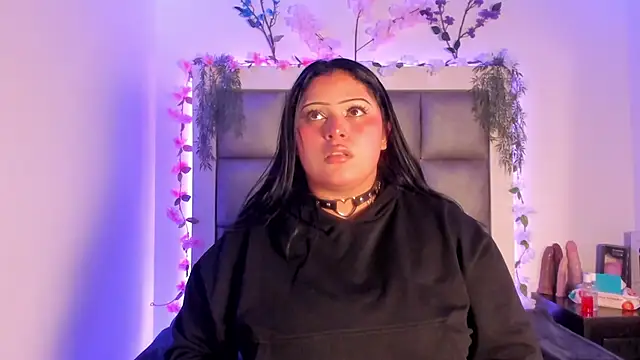 abbiecollins js online show from 5, 2, 2026