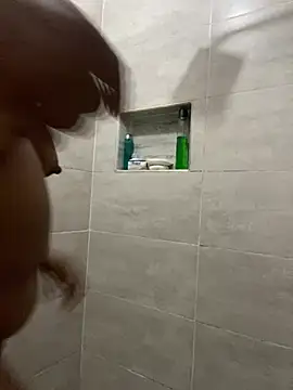 Karol sexy23 online show from 1, 4, 2026