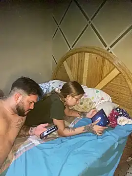 coupleyys online show from 3, 2, 2026