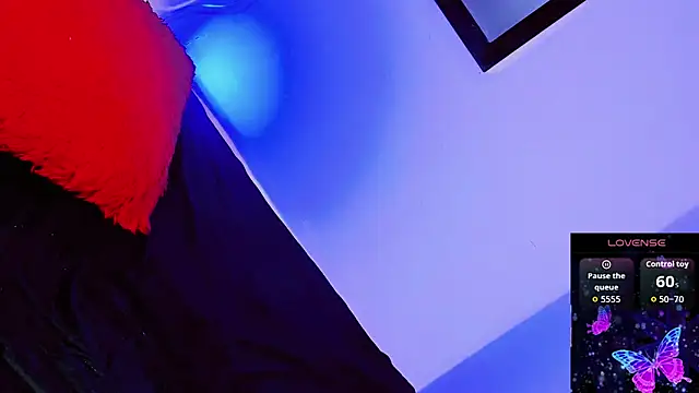 daniela dolls online show from 4, 3, 2026