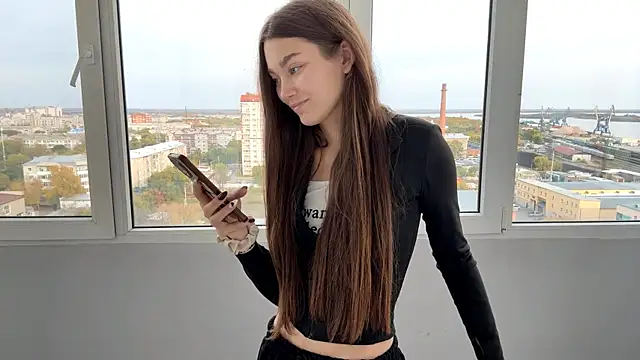 Cuteviola online show from 3, 10, 2025