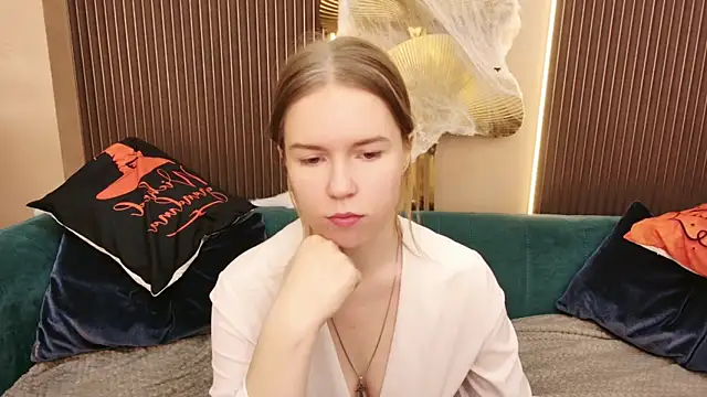 Alida Brice online show from 2, 11, 2025