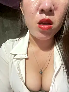 Luna-ass online show from 11, 11, 2025