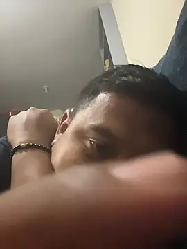 Snapshot of dannybs05 chatting on 10, 11, 2025 dannybs05 online show from 10, 11, 2025