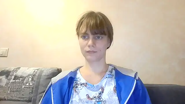 Snapshot of Loriven chatting on 27, 9, 2025 Loriven online show from 27, 9, 2025