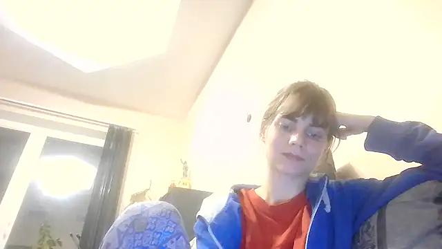 Snapshot of Loriven chatting on 1, 11, 2025 Loriven online show from 1, 11, 2025