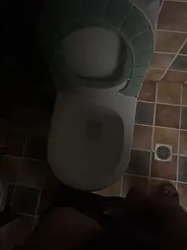 Snapshot of qeer098755 chatting on 16, 11, 2025 qeer098755 online show from 16, 11, 2025