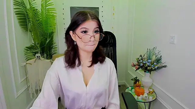 MeLLSawertyq online show from 26, 10, 2025