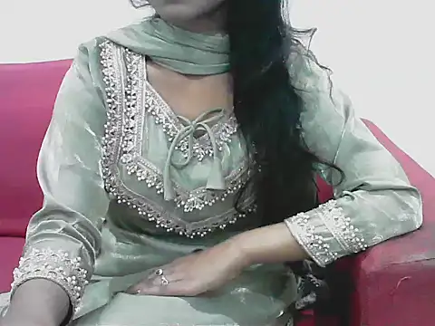 short girl  online show from 2, 2, 2026