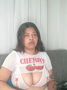 Snapshot of NyxTits chatting on 28, 5, 2026 NyxTits online show from 28, 5, 2026
