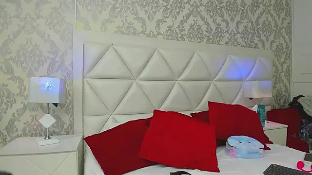 LaylaaDoll online show from 15, 12, 2025