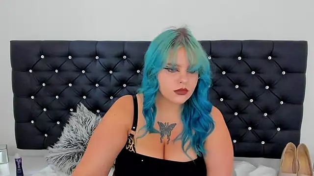 LunaWetPussy online show from 2, 7, 2026