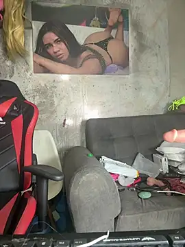 innocenttemplegirl online show from 19, 4, 2026