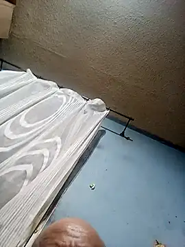 Jarektchurzewski online show from 15, 4, 2026