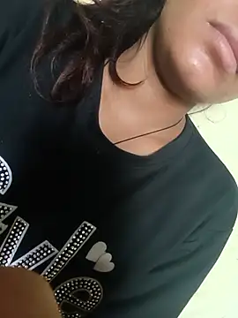 Aaisha-16 online show from 6, 6, 2026