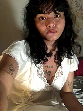 Snapshot of estradiolist chatting on 12, 10, 2025 estradiolist online show from 12, 10, 2025