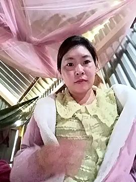 Snapshot of Siathong chatting on 26, 10, 2025 Siathong online show from 26, 10, 2025