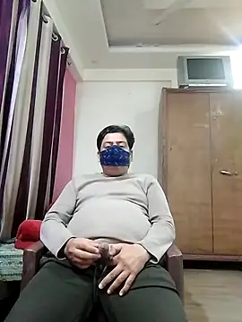 Love40777 online show from 14, 12, 2025