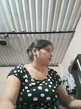 aliya-jaan71 online show from 31, 5, 2026