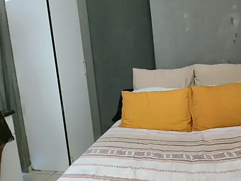 Lillyan N online show from 27, 10, 2025