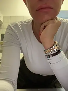 Snapshot of ainaht chatting on 8, 2, 2026 ainaht online show from 8, 2, 2026