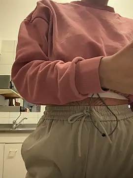 Snapshot of ainaht chatting on 10, 3, 2026 ainaht online show from 10, 3, 2026