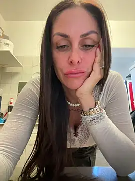 Snapshot of ainaht chatting on 27, 3, 2026 ainaht online show from 27, 3, 2026