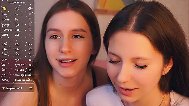 GabrielleLynchard online show from 10, 11, 2025