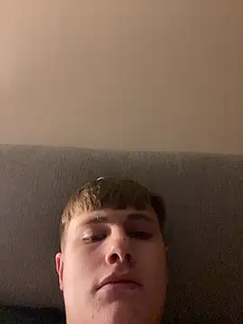 Snapshot of Sammyboy2211 chatting on 12, 1, 2026 Sammyboy2211 online show from 12, 1, 2026