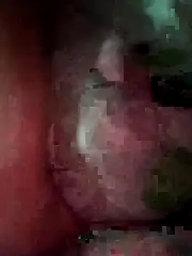 Snapshot of Romantic_couple89 chatting on 16, 9, 2025 Romantic couple89 online show from 16, 9, 2025