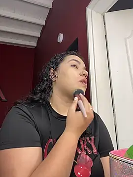 krisstenSantos online show from 17, 10, 2025