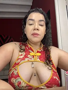 krisstenSantos online show from 14, 11, 2025