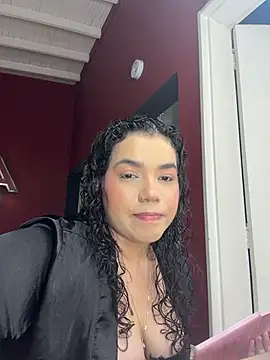 krisstenSantos online show from 3, 2, 2026