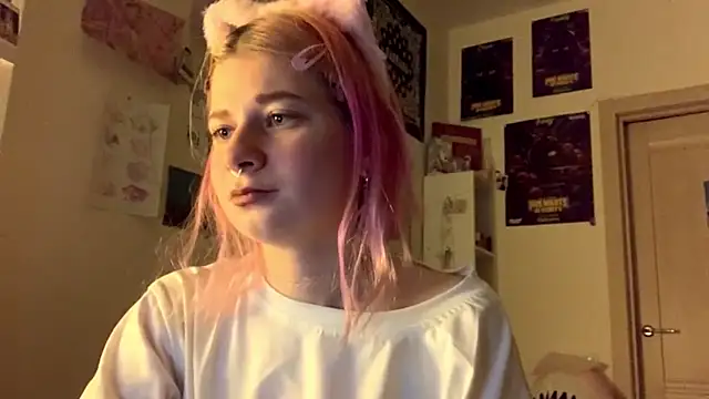 Snapshot of PinkVampire chatting on 9, 10, 2025 PinkVampire online show from 9, 10, 2025