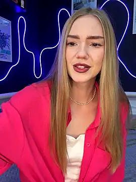 MilaMoone online show from 23, 10, 2025