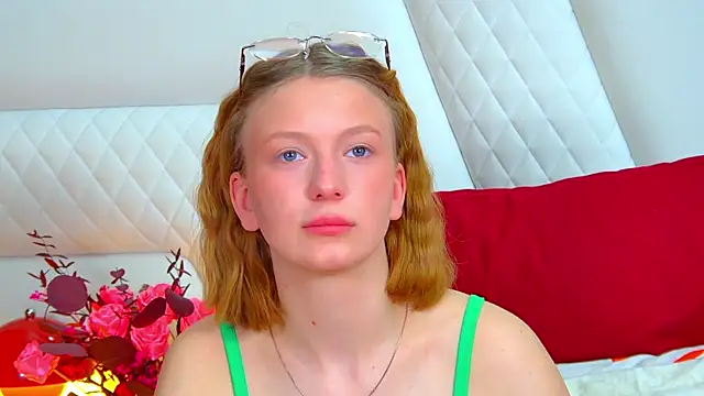 BeatriceBinoche online show from 18, 4, 2026